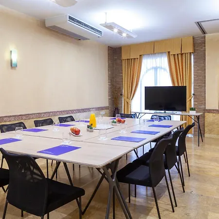 Hotel Macià Alfaros 4*