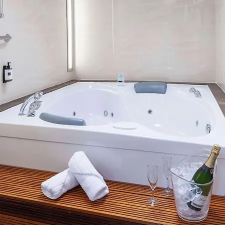 Macia Alfaros Hotel Cordoba