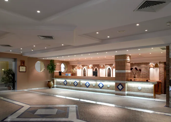 Macià Alfaros 4* Cordova