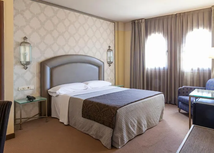 Hotel Macià Alfaros