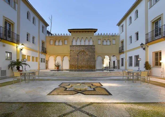 Hotel Macià Alfaros 4*