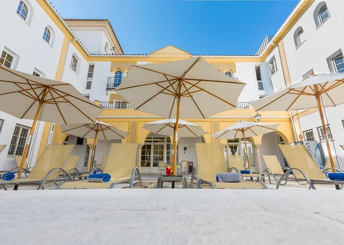 Hotel Macià Alfaros 4*