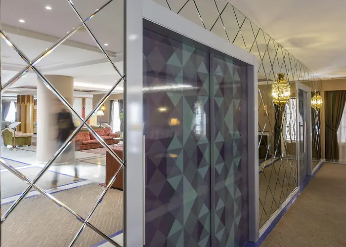 Macia Alfaros Отель 4*