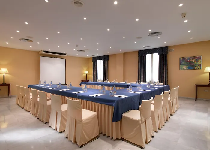 Hotel Macià Alfaros Cordova