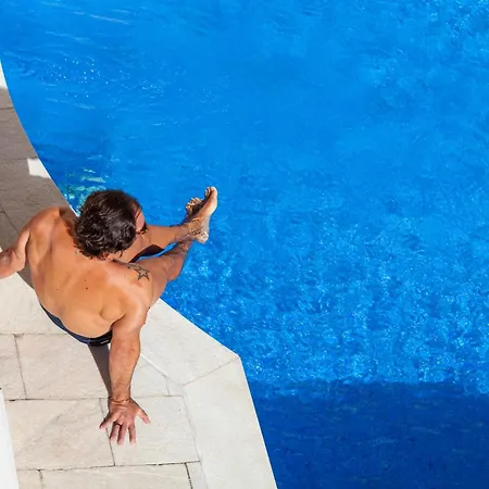 Macia Alfaros 4* 코르도바