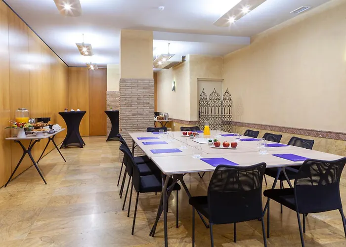 Hotell Macia Alfaros 4*